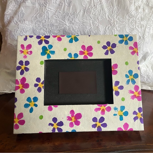Floral Patterned Picture Frame - Picture 1 of 14